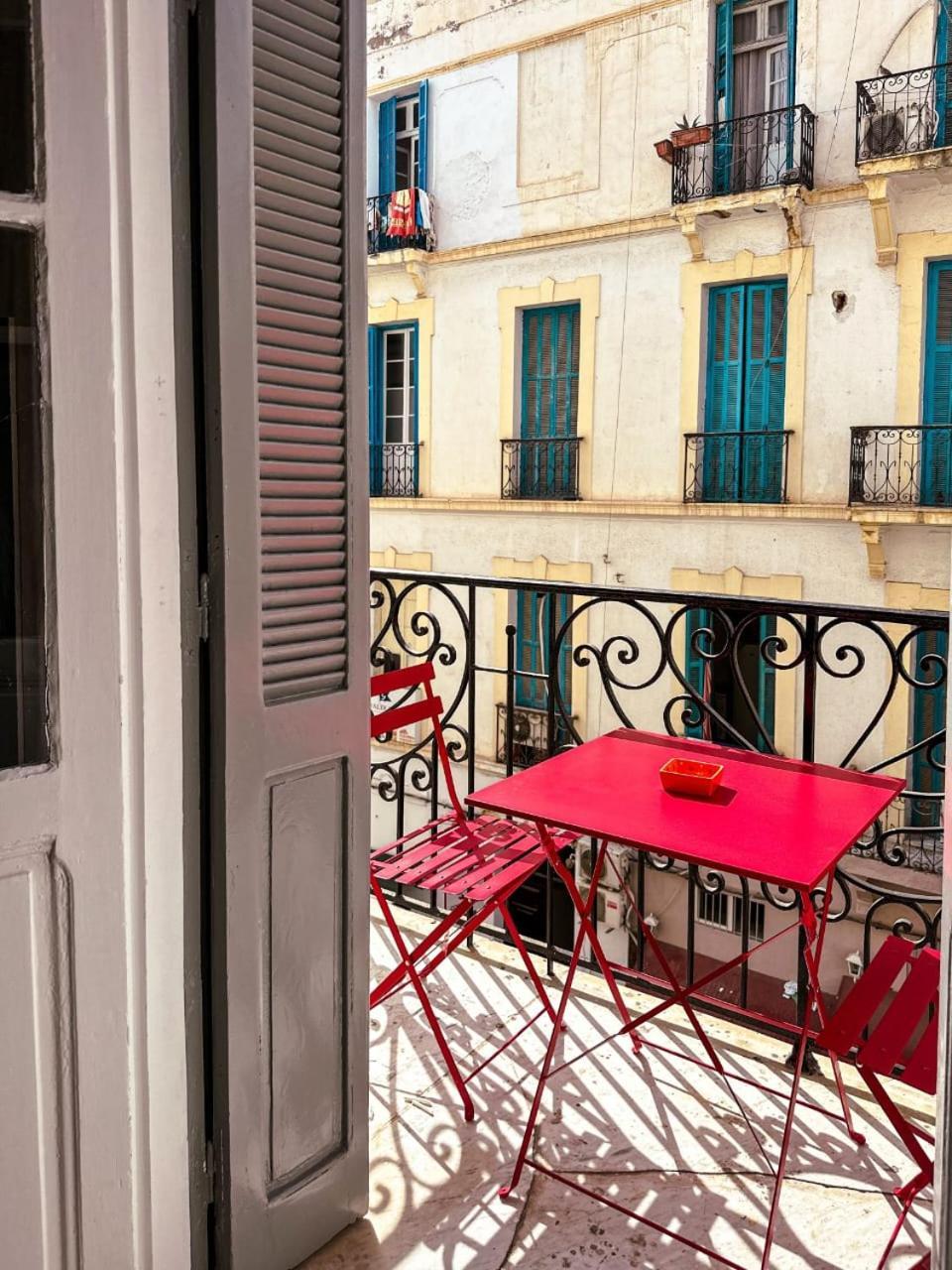 Cozy Apartment In Tunis Downtown Exterior foto
